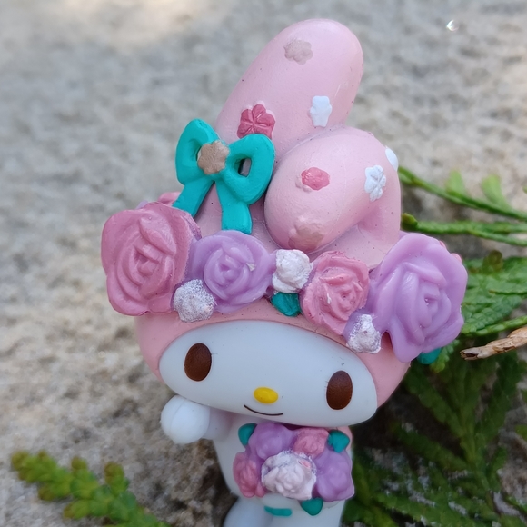 COPY - Floral Hello Kitty and her Bunny 🐰 Friend figures - Picture 2 of 12